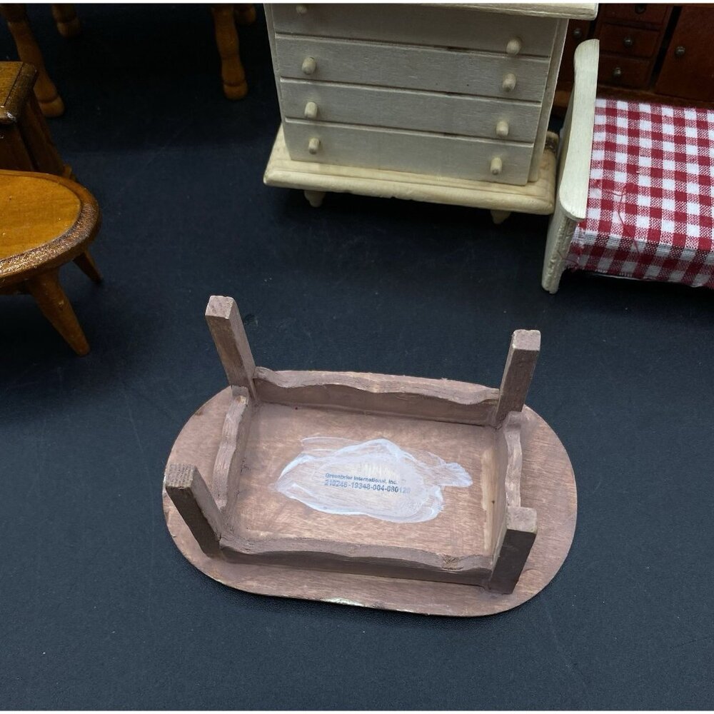 Lots 7 Miniature Dollhouse Bed Tables Buffet Dresser Nightstand ￼ - Picture 8 of 16